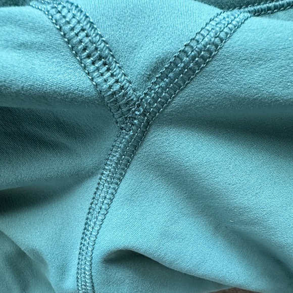 Aeropostale Air Softspun Ultra High-Rise Curvy Pocket Leggings - Picture 2 of 6